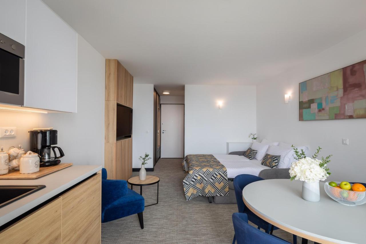 Baška Voda Noemia Apartments المظهر الخارجي الصورة