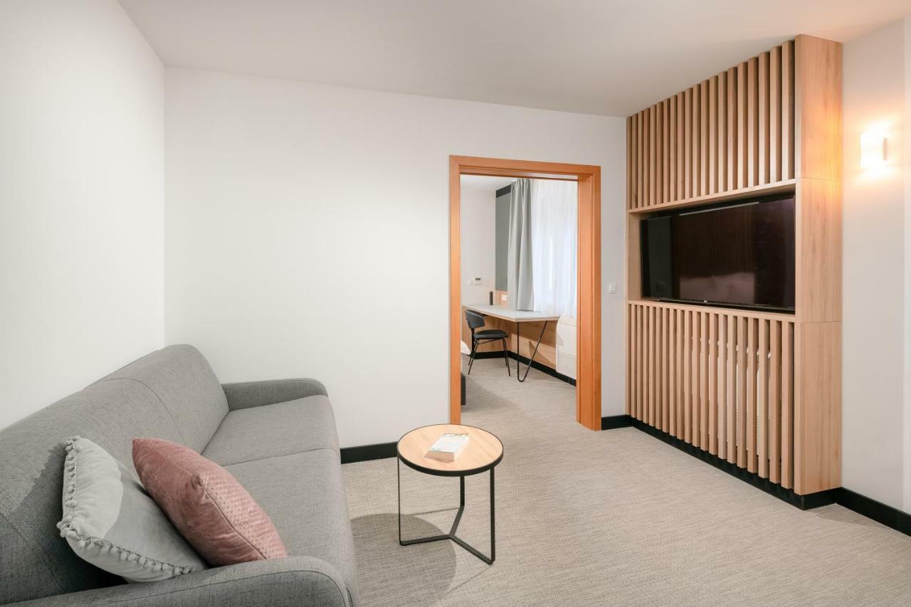 Baška Voda Noemia Apartments المظهر الخارجي الصورة